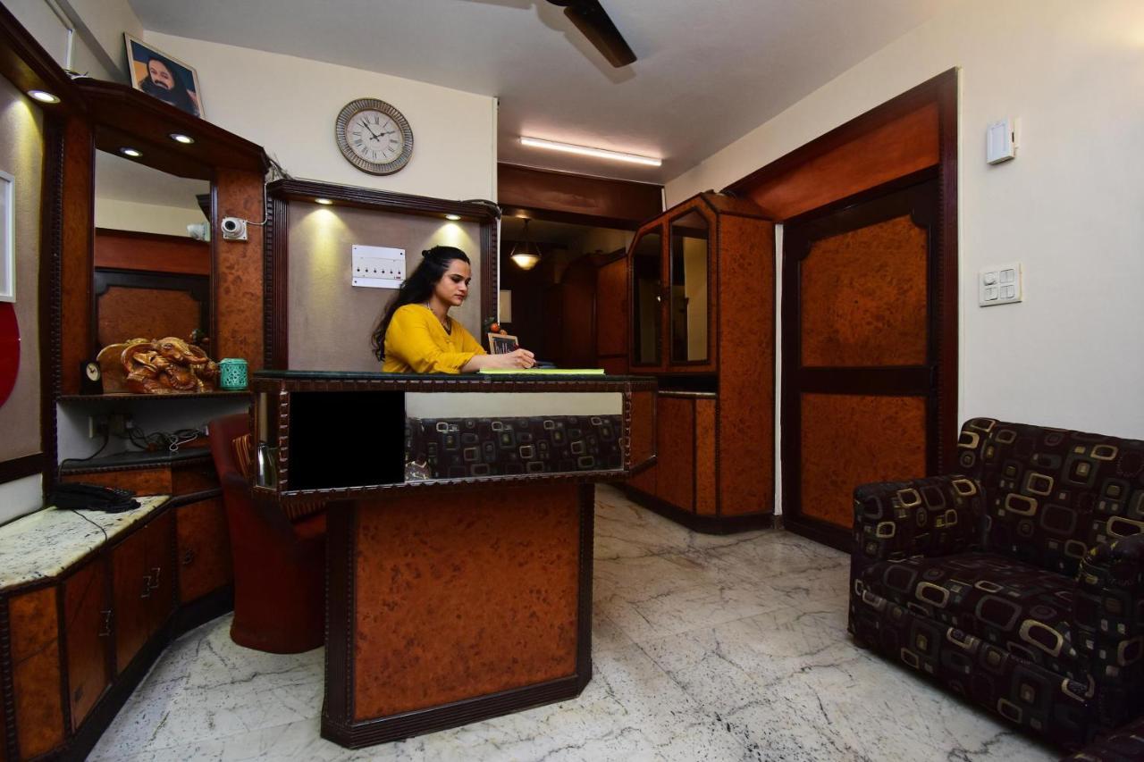 Oyo 2510 Near Camac Street Hotel Kolkata Exterior photo